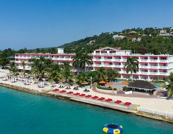 Jamaica Grand Decameron Montego Beach 5 días Jul-Ago 2025